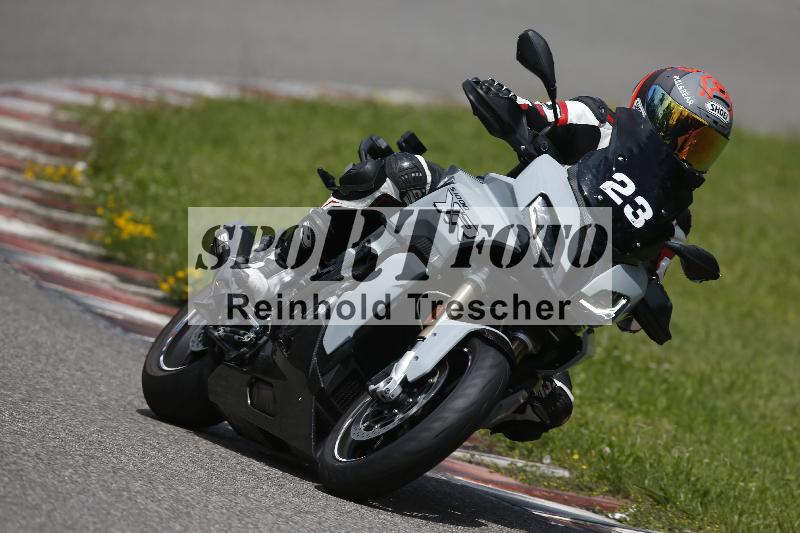 /Archiv-2024/29 12.06.2024 MOTO.CH Track Day ADR/Gruppe gelb/23